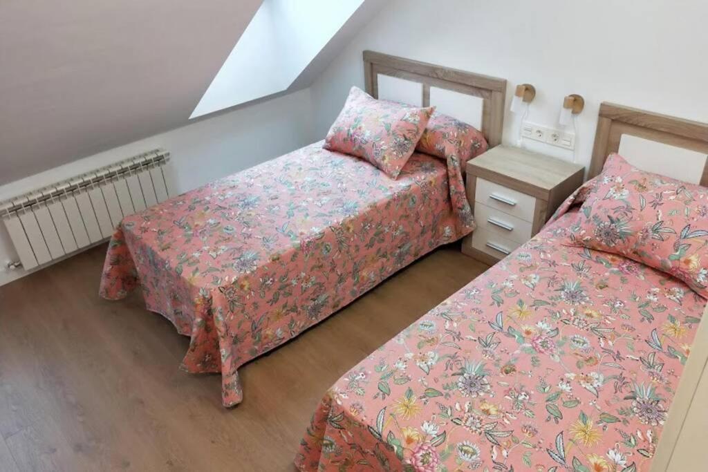 Precioso Atico En El Centro De Cangas De Onis Apartment ภายนอก รูปภาพ